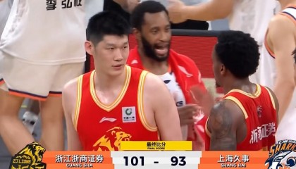 8868体育平台-离谱！某记者挖坑提问禁忌问题，卢伟识破陷阱愤怒离场送上眼神杀|上海男篮|王哲林|张镇麟|球队|裁判_新浪体育_新浪新闻
